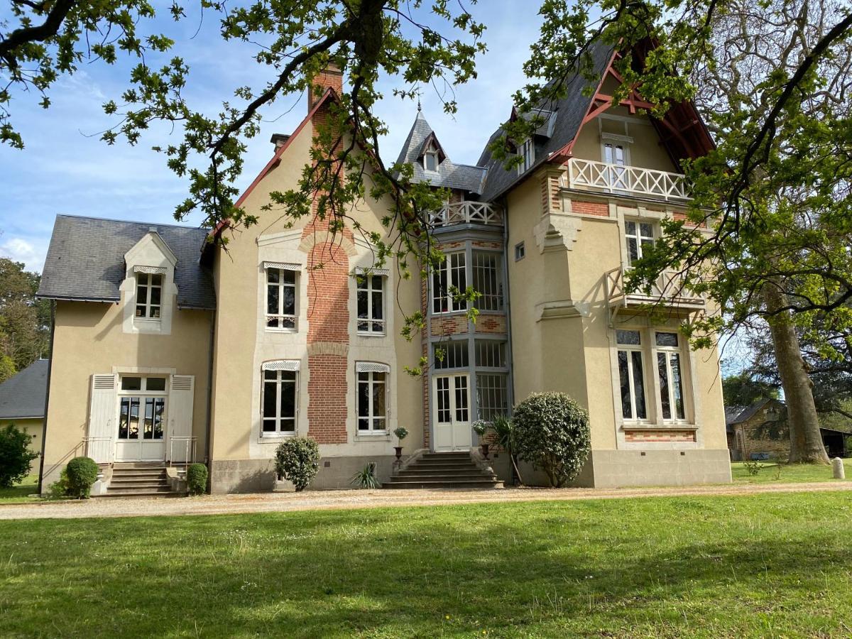 Chateau De La Coudraie Et La Petite Coudraie Change  Luaran gambar
